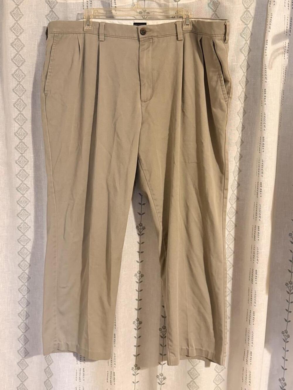 44x30 Dockers, Khaki Gorpcore Chino Classic Fit Pleated Grandpacore Work Pants